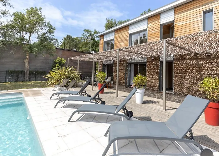 Santos Piscine Proche *